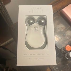 Nu Face Mini / petite facial toning device